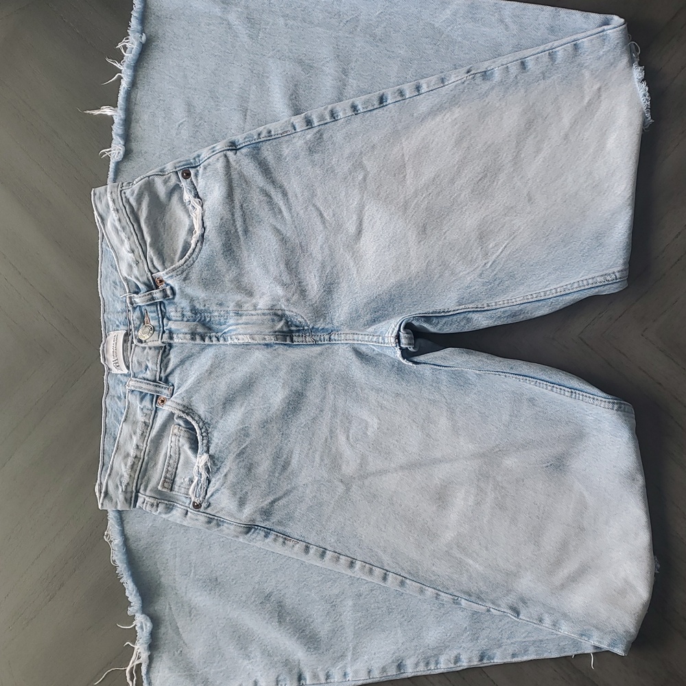 Zara Light Wash Distressed Wide Leg Jeans